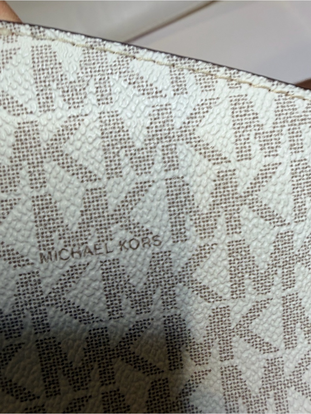 Michael Kors Cream & Brown MK Signature Tote with Gold Hardware - Picture 9 of 14